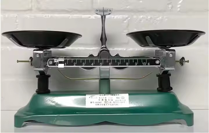 School Laboratory Balance Scale Electronic Balance Scale Balance Table for Education School